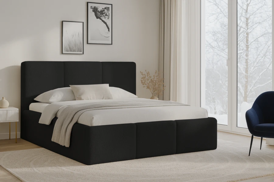 Modernes schwarzes Polsterbett mit hohem Kopfteil in hellem Schlafzimmer