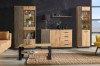Wohnzimmermöbel Set mit Sideboard, Highboard und Vitrine in Eiche mit schwarzen Lamellen.
