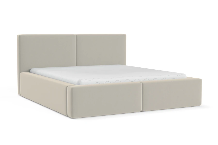 Beige Polsterbett mit Matratze in minimalistischem Design vor weißem Hintergrund.