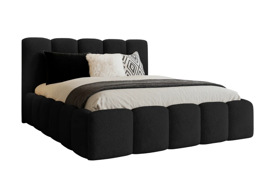 Schwarzes Design-Bett mit segmentierter Polsterung, freigestellt auf Weiß.
