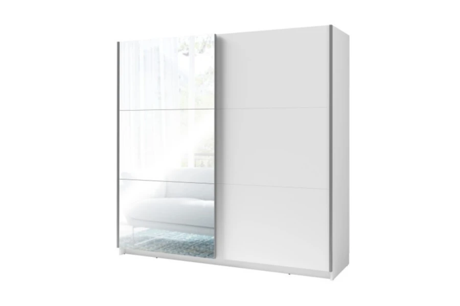 Weißer Schwebetürenschrank mit Spiegelfront auf weißem Hintergrund.