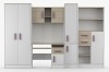 Jugendzimmer Set Frontansicht: Weißer Schrank, Schreibtisch und Regal mit lila Akzenten.