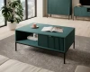 Stilvoller blaugrüner Couchtisch in einem modern eingerichteten Wohnzimmer.