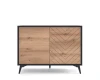 Modernes Sideboard in Eiche und Schwarz mit dekorativem Fischgrätmuster auf der Türfront.