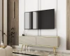 Elegantes beiges TV-Board mit Goldakzenten unter Fernseher in modernem Wohnzimmer