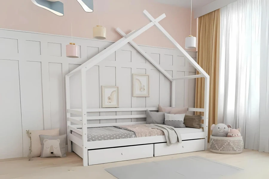 Weißes Hausbett für Kinder mit Schubladen und Lattenrost im modernen Kinderzimmer.