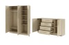 Kleiderschrank und Sideboard in Eiche-Optik, geöffnet, mit passenden hellen Holzgriffen.