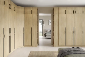 BRISSO B Schlafzimmer-Set mit 3-türigem Kleiderschrank BR2 und Kommode BRK1 Deine Möbel