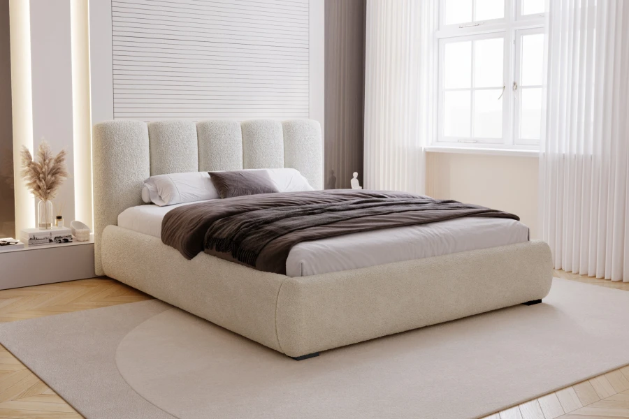 Gemütliches Schlafzimmer mit modernem Bouclé-Polsterbett in hellem Ecru.