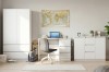 Minimalistisches Jugendzimmer mit weißen Möbeln, Laptop-Arbeitsplatz und praktischem Stauraum.