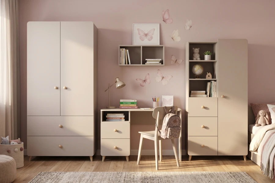 Beige Kindermöbel-Kombination aus Kleiderschrank, Schreibtisch und Regal für das Jugendzimmer.