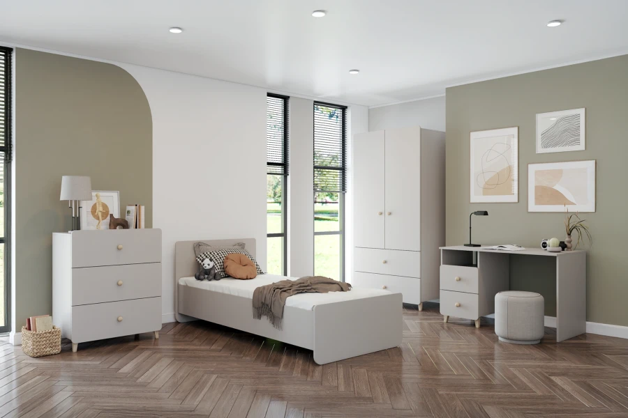 Stilvolles Jugendzimmer in Olivgrün und Beige mit Einzelbett, Schreibtisch und Fischgrät-Parkettboden.