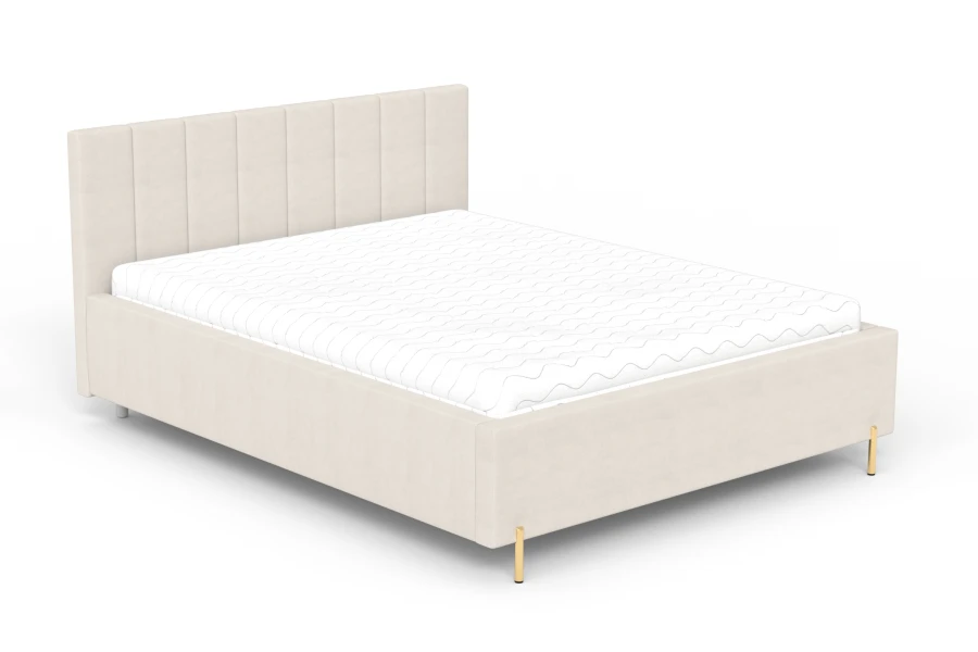 Elegantes Polsterbett in Ecru mit gestepptem Kopfteil und schmalen Goldfüßen vor weißem Hintergrund.