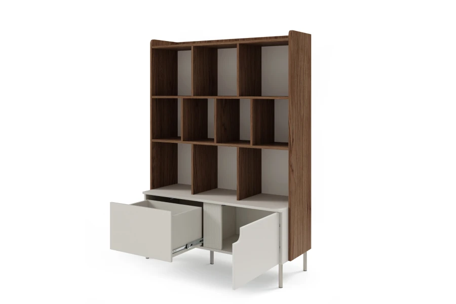 Dunkles Bücherregal aus Walnussholz mit geöffneter beigefarbener Schublade und Schranktür.