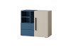 Modernes Sideboard in Blau und Beige mit offenen Regalfächern und Schubladen für das Jugendzimmer.