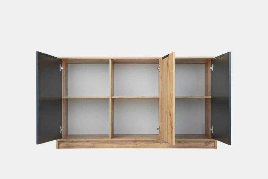 Innenansicht eines Sideboards mit großzügigem Stauraum und Regalböden.