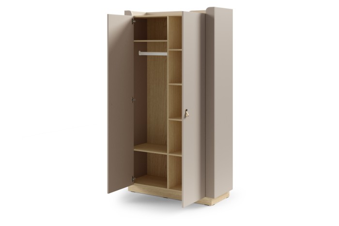 Offener Kleiderschrank in Beige mit Kleiderstange und Fächern für Kinderzimmer.
