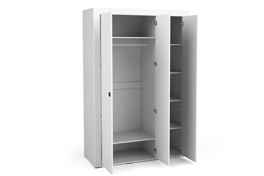 Offener weißer 3-türiger Kleiderschrank mit Innenansicht: Kleiderstange und Regalböden.