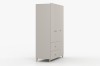 Moderner 3-türiger Kleiderschrank in Beige mit Holzbeinen, Seitenansicht.