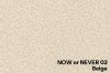 Nahaufnahme der Textur des beigen Teddy-Stoffes „Now or Never 02“ für Möbel.