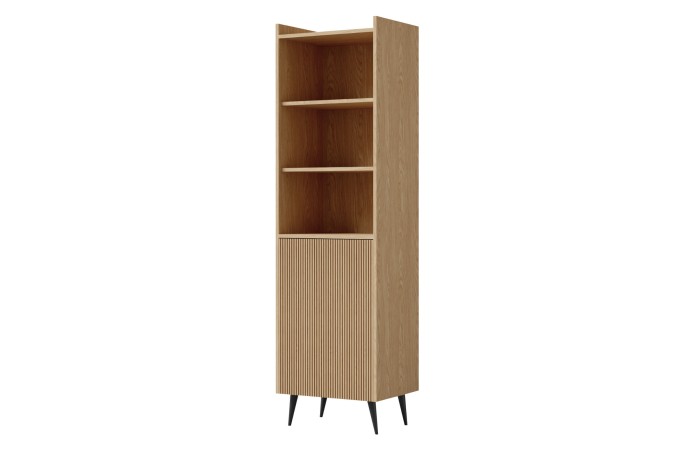 Schmales Regal Eiche mit 3 offenen Fächern und einer Tür im Rillen-Design.